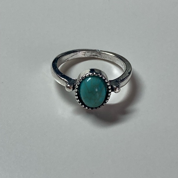 T8655 sterling silver 925 turquoise ring size 4.75 - Picture 2 of 2